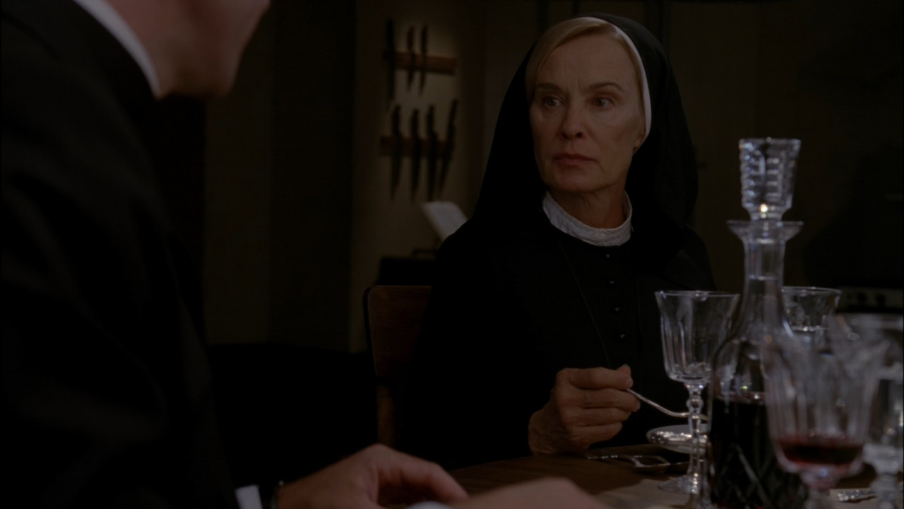 American Horror Story (2011) - S02E01 - Welcome to Briarcliff (1