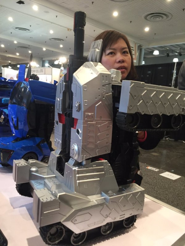 CbL0EJyWAAE8Gpl__scaled_800