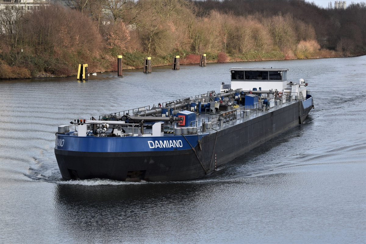 2022.01.28a2 DAMIANO (1940x1293)