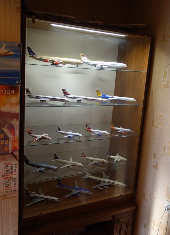 DSC09693-cr.png