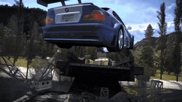 nfs-nfsmw.gif
