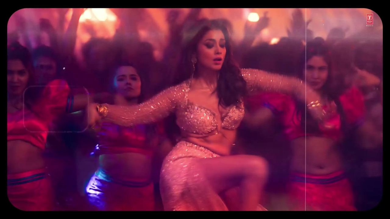 [Image: vlcsnap-2025-11-13-12h36m38s073.jpg]