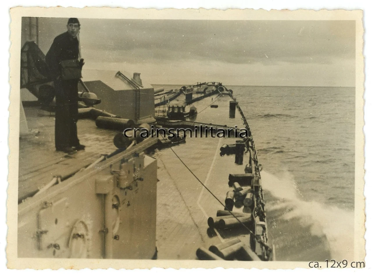 Orig Foto Kreuzer Prinz Eugen Schiff nach Gefecht in Rheinübung Norwegen 1941