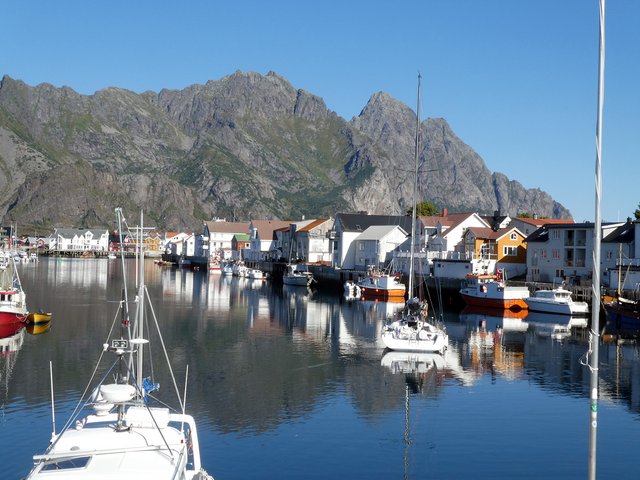 12 días por Noruega: Bergen - Tromsø - Islas Lofoten - Oslo - Blogs de Noruega - DÍA 6 – LOFOTEN: KABELVÅG-HENNINGSVÆR-GIMSØY-BUKSNES-BALLSTAD- ¡y AURORAS! (11)
