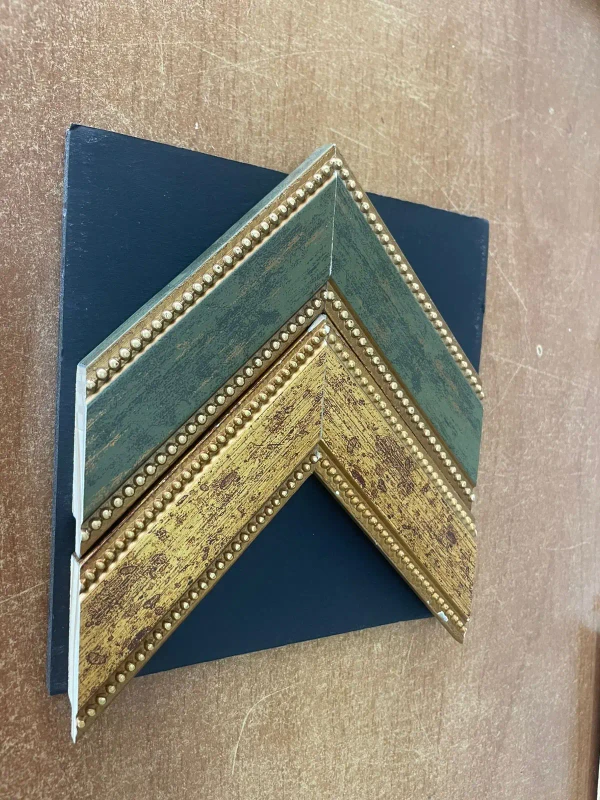 Exemplo de moldura trabalhada 4