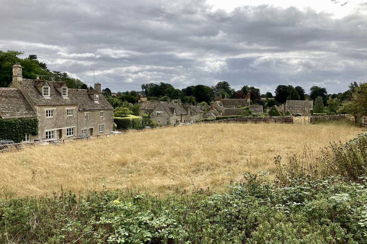 CB422A6F-ED07-40BF-9705-BD2DDBD3A9B6