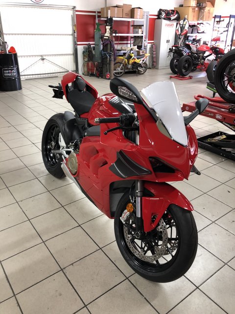 28E3DFD4-498F-4025-A0BC-0AAC60B6D418