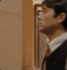 ezgif-624df63bde4852.gif