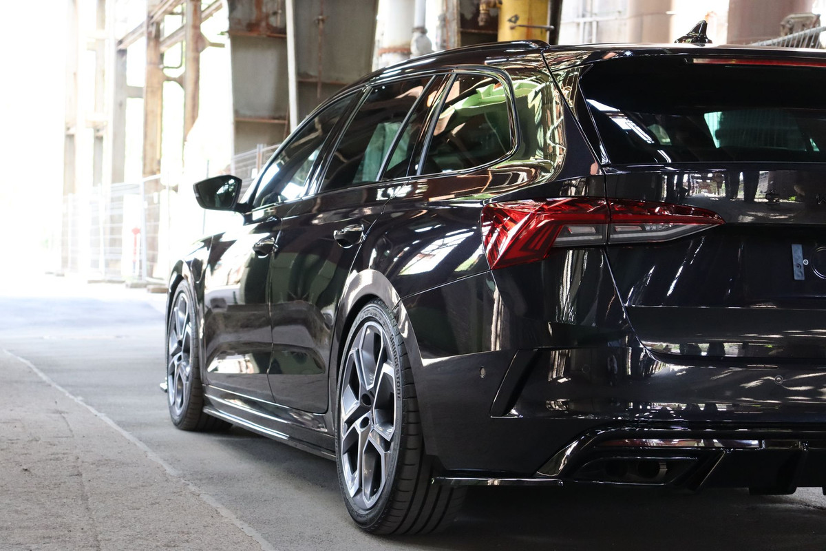 0B182A0F-BF6A-4CE3-BFD0-4E83BADFFC29