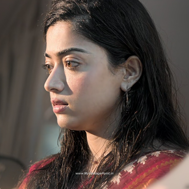 34-Rashmika-Mandanna-Hot-in-Animal-Movie-with-Ranbir-Kapoor