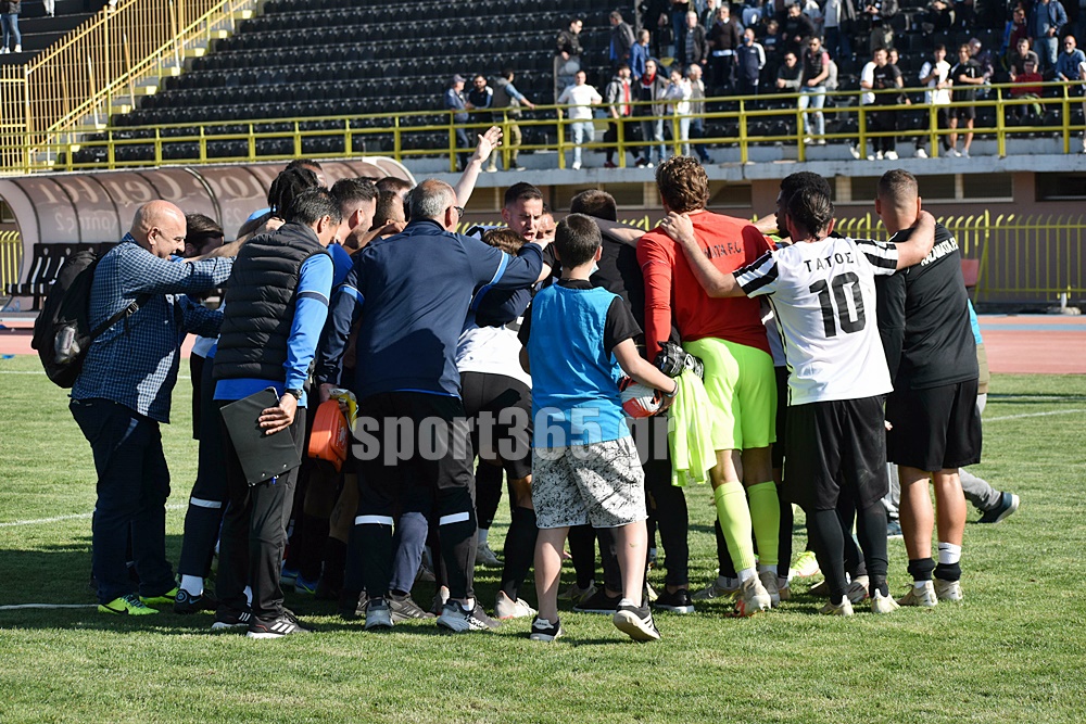 , &Kappa;&alpha;&lambda;&alpha;&mu;ά&tau;&alpha;-&Lambda;&epsilon;&beta;&alpha;&delta;&epsilon;&iota;&alpha;&kappa;ό&sigmaf;: &Tau;&omicron; &phi;&omega;&tau;&omicron;&rho;&epsilon;&pi;&omicron;&rho;&tau;ά&zeta; &tau;&eta;&sigmaf; &nu;ί&kappa;&eta;&sigmaf; (pics)