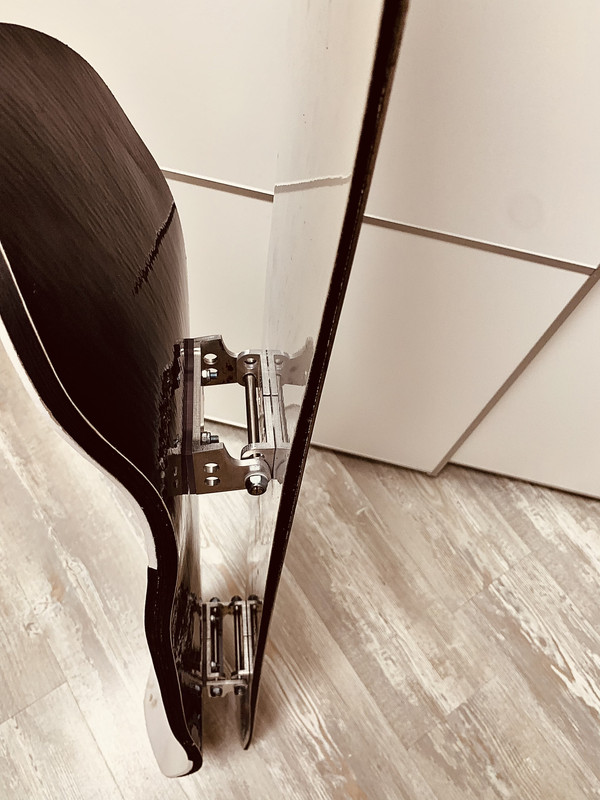 4D882179-548B-4E12-BE51-2CE7E2E87811