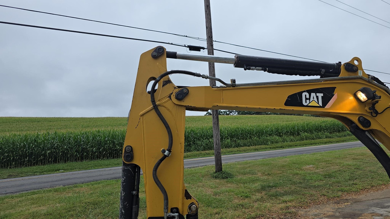 Vehicle thumbnail 33