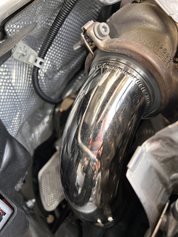 B3E4F948-7EC1-4B41-ACEB-3F87AB89E85A