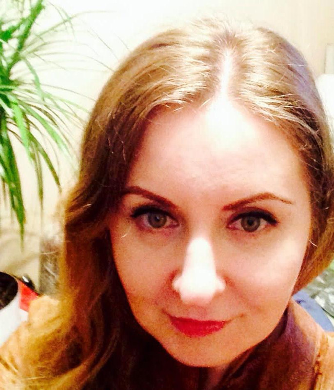 AB563F19-34E9-4307-89B9-6F515AEA4E34