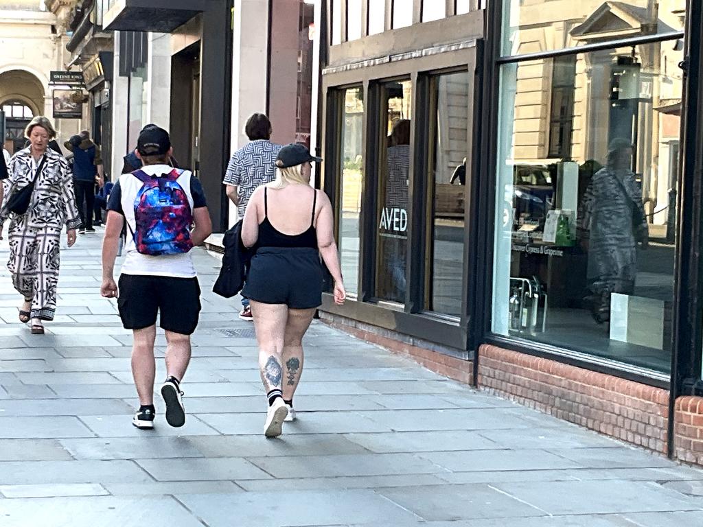 Пёстрая лента. Путешествие по сельским дорогам Англии в мае 2025 г.