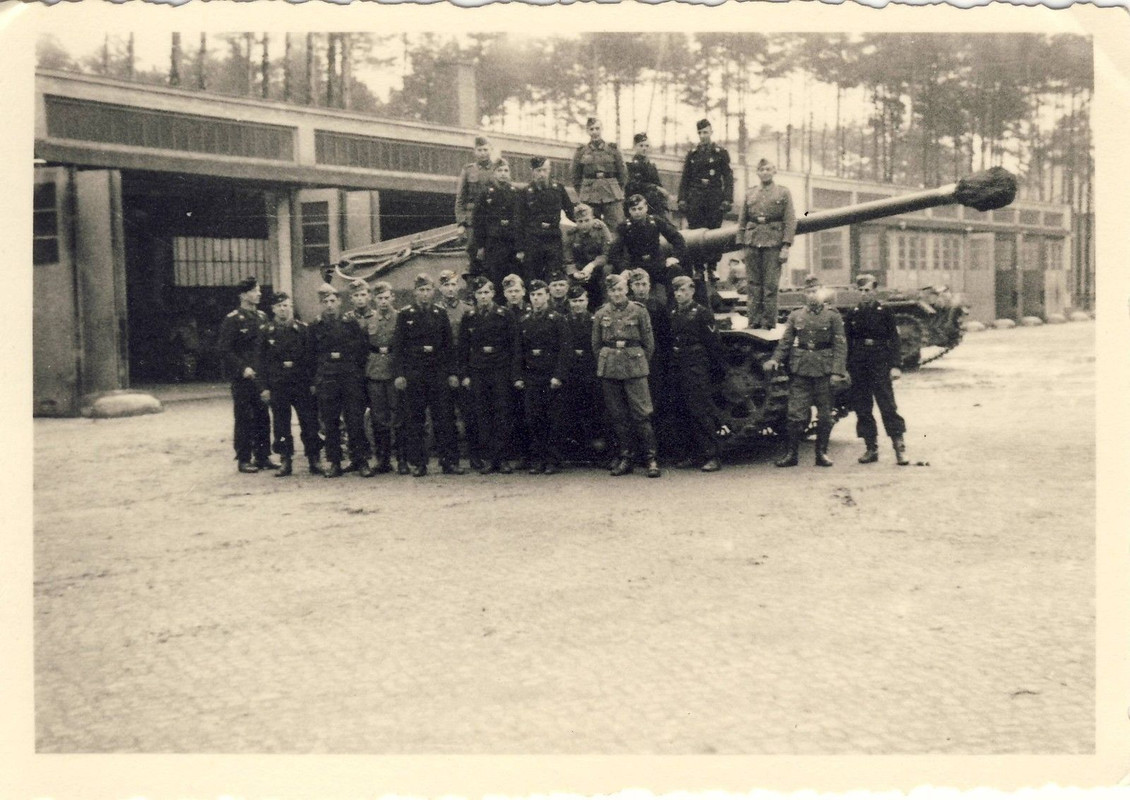 Sturmgeschütz Jagdpanzer Selbstfahrlafette IV A 