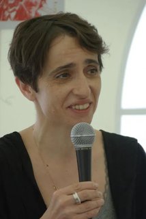 https://i.postimg.cc/wTnLX0SS/AVT-Masha-Gessen-1449.jpg