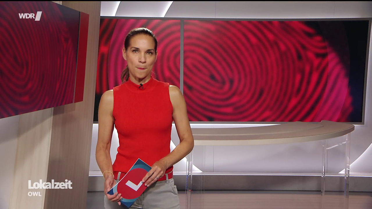 Kristina Sterz WDR Lokalzeit OWL 06 07 2026 118X Caps 42