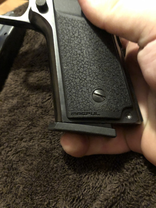 9CF1068F-534B-4526-B932-AB5141EE9939