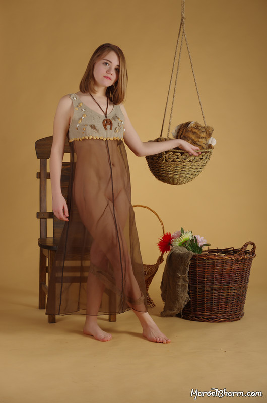 MarvelCharm_Nicolette-Basket-Lady-043