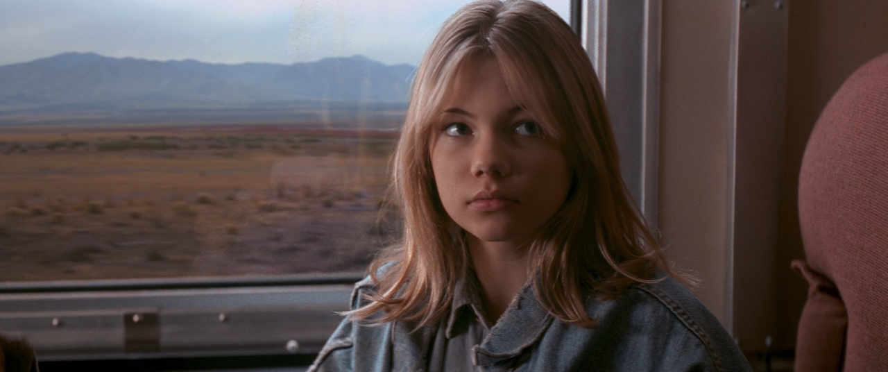 Особь 1995 BDRip 1080p017072