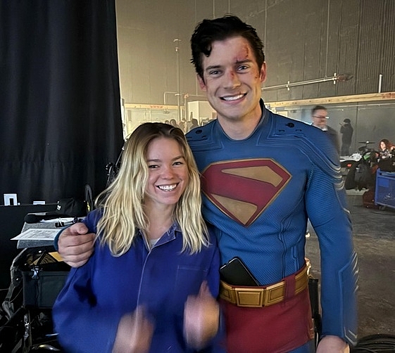 SUPERGIRL-1-FOTOR.jpg