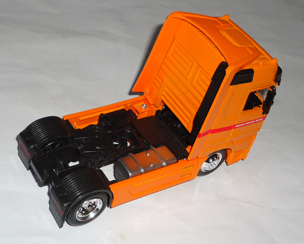 Mercedes-Benz-Actros1