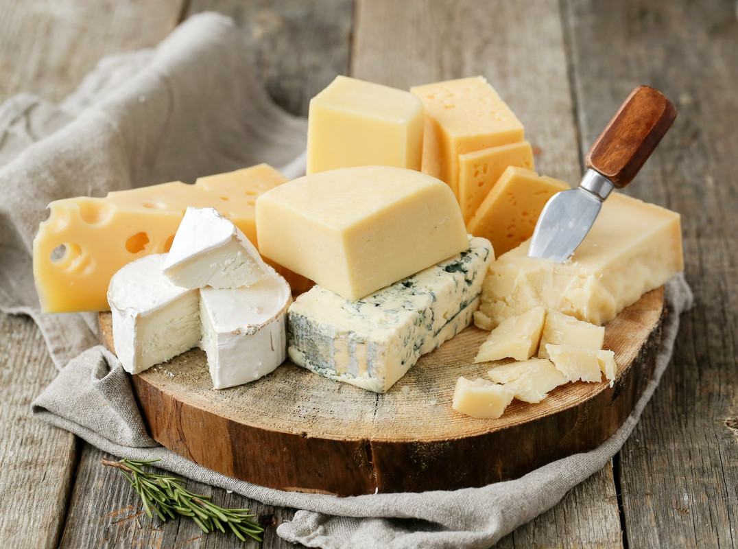How Cheese Stores Contribute to Food Tourism?