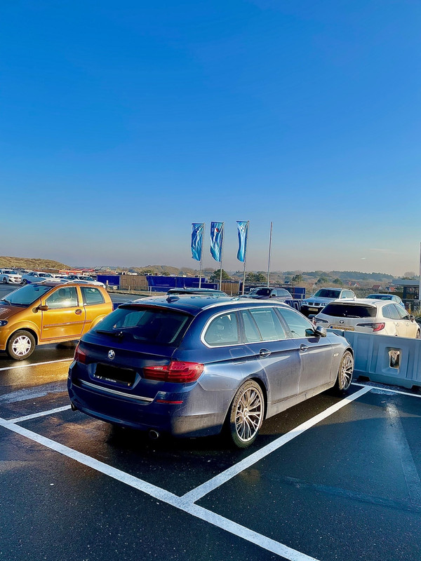 D121C5FE-E666-4801-AEAC-2B487F6916CB