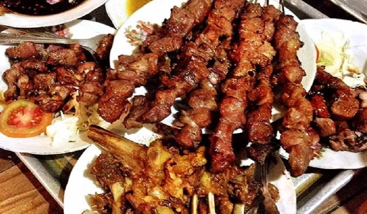 Porsi Besar dan Disajikan Dengan Kuah Gulai