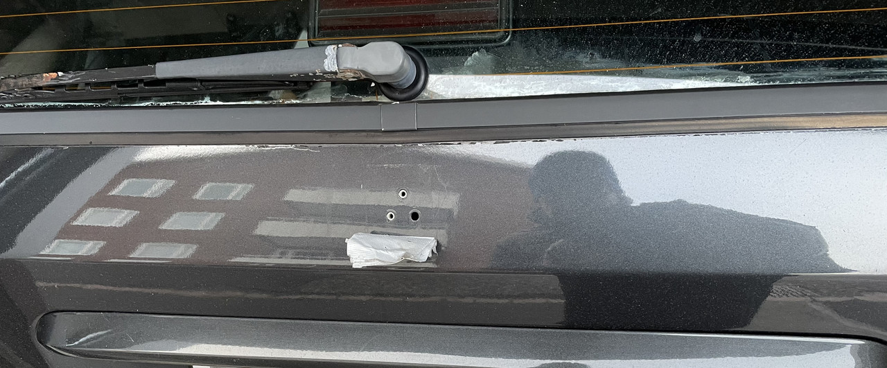 E623401E-CECF-4048-861D-C4E7B77933AD