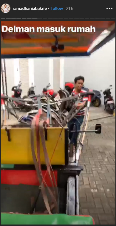 Postingan Nia Ramadhani