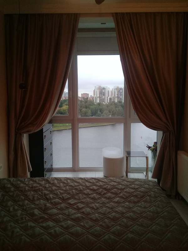 C20CD354-F956-47C6-B991-B5AEF5EC0487