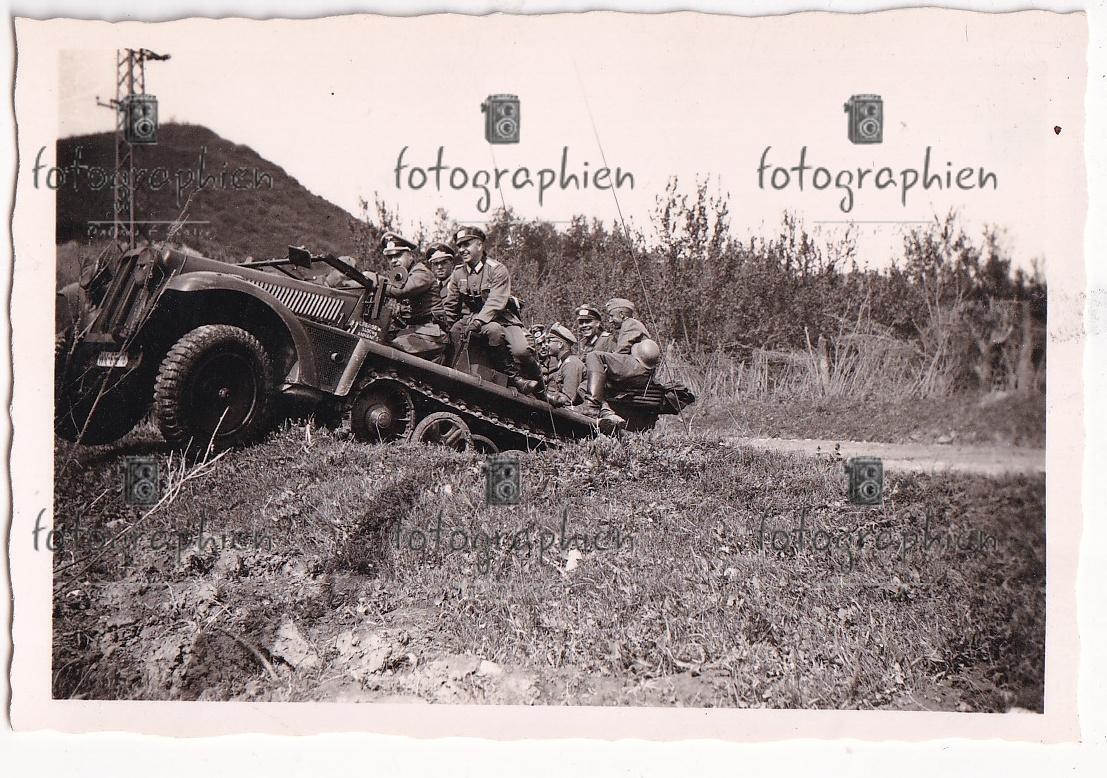 orginal Foto 2. Weltkrieg Ukraine Bessarabien Kfz SdKfz 1941 (2)