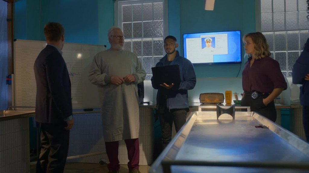 [Image: s3c7nurv6ro8.jpg]