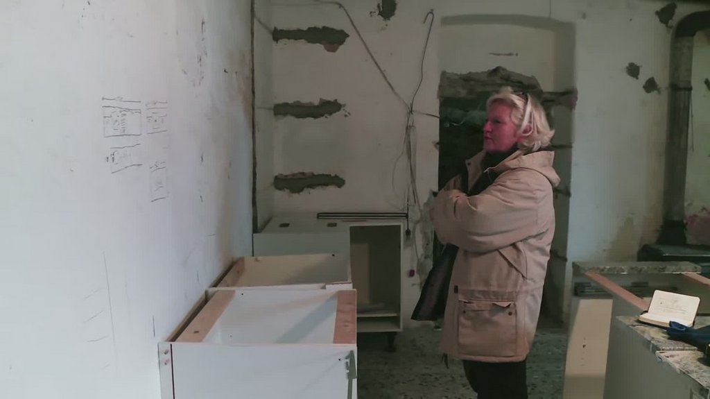 [Image: crcg70r3umo1.jpg]