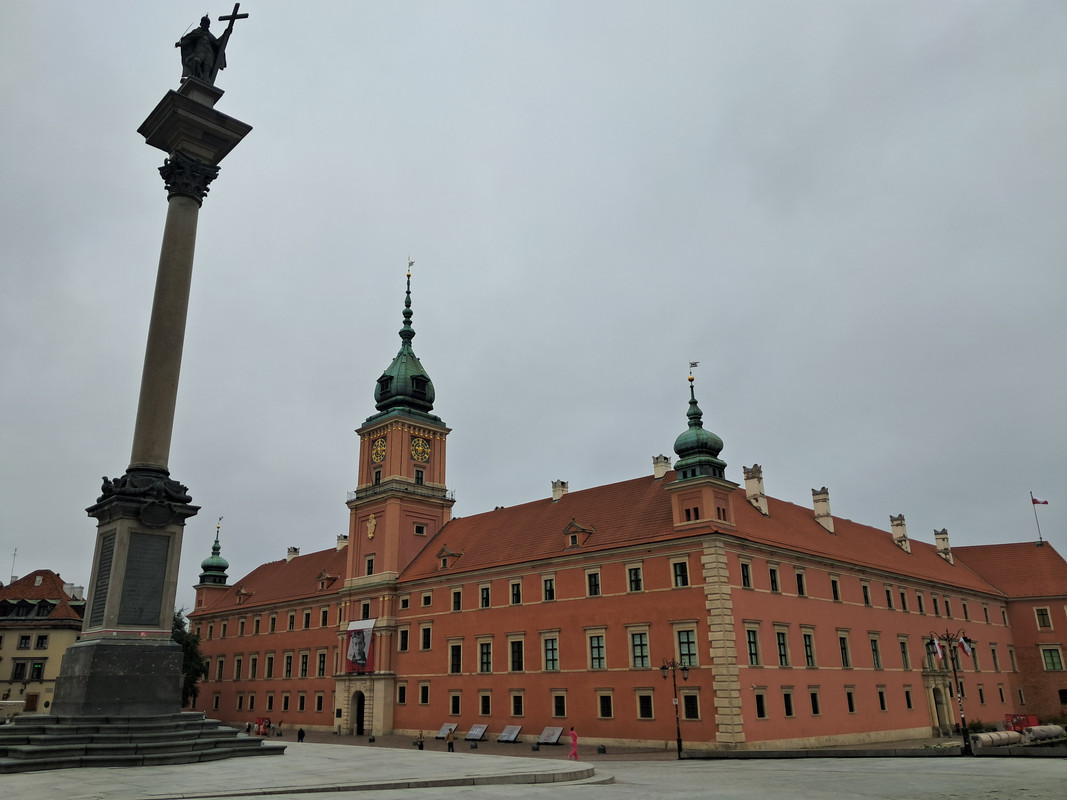 Varsovia 2024 la ciudad Fénix que resurgió de sus cenizas. - Blogs of Poland - Dia 1-Palacio Real, centro histórico y Free tour. (1)