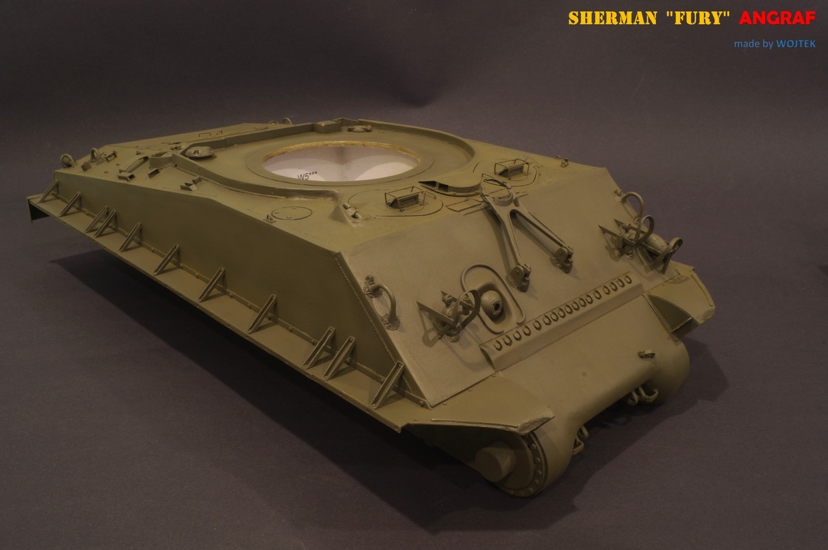 M4A3E8 SHERMAN  FURY 164