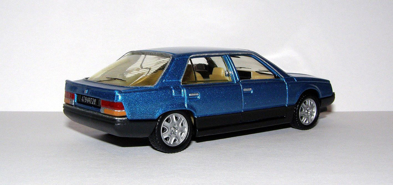 1984 Renault 25 GTX (Solido #1339) 2