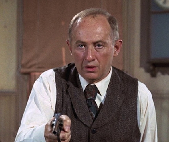 MILTON-SELZER-GUNSMOKE-1-FOTOR.jpg