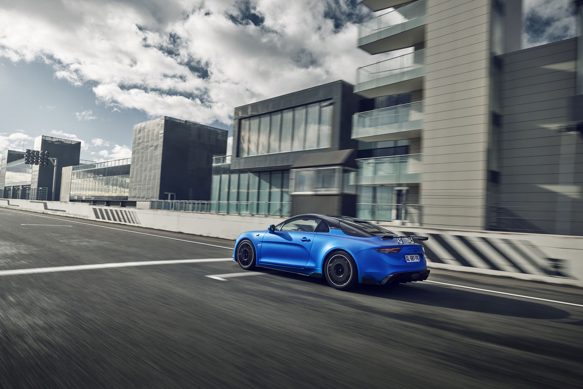 ALPINE_A110R_DYNAMICS_27