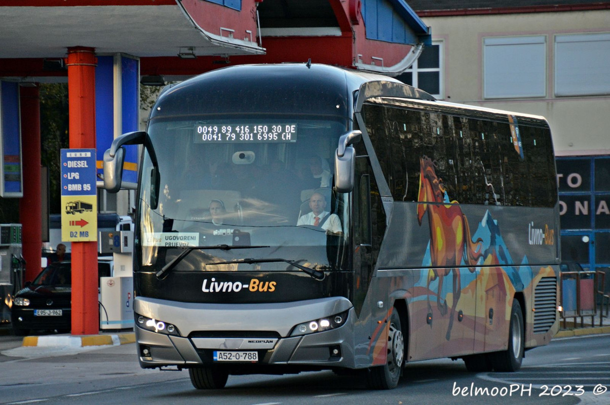 D7B520DA-8FEB-4E69-A94C-841B8E32BFDC