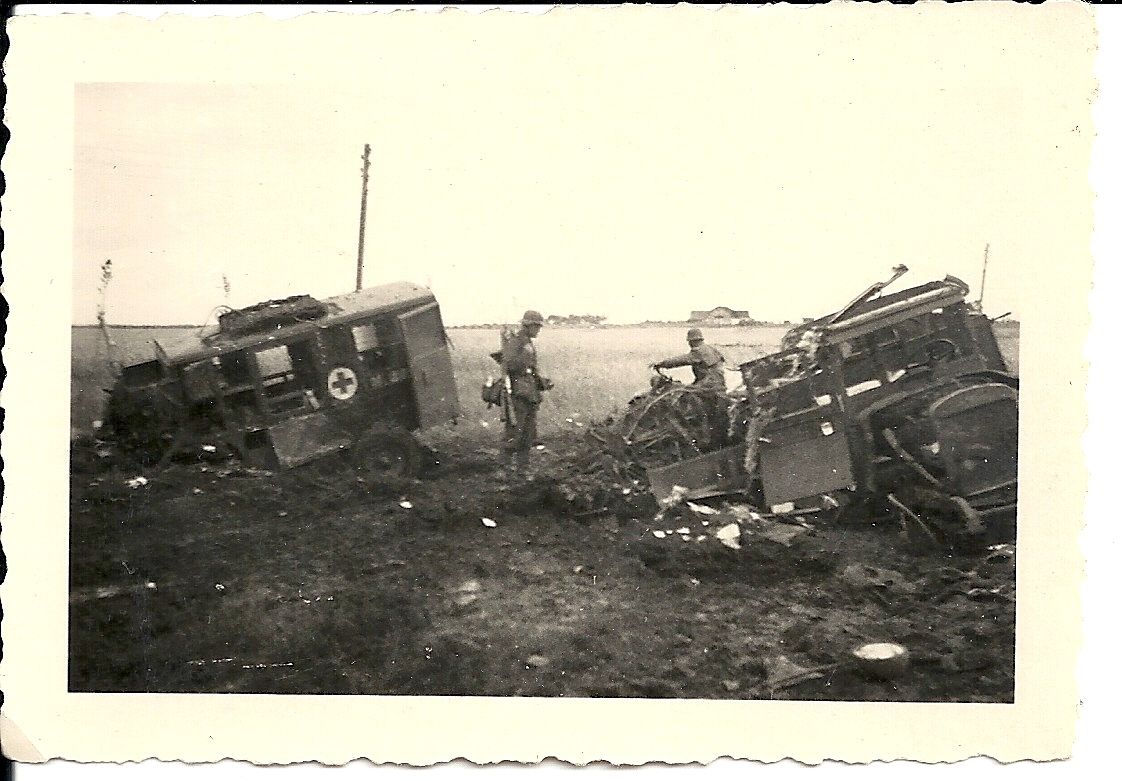 Orig.Foto Kradmelder LKW zerstörte Sanitätskolon