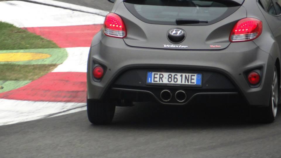 1001728_593782800679538_1141319022_n