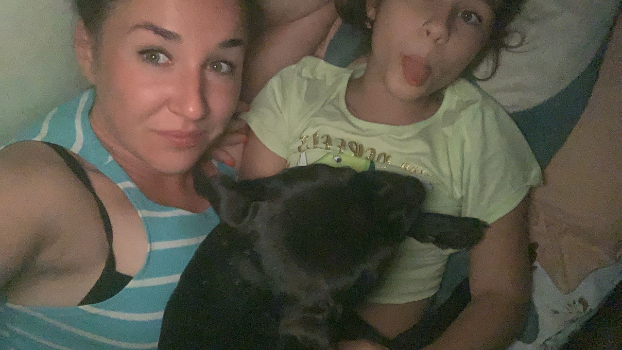 7DADEE7A-202B-48B6-BE22-3AC1E1835AB5