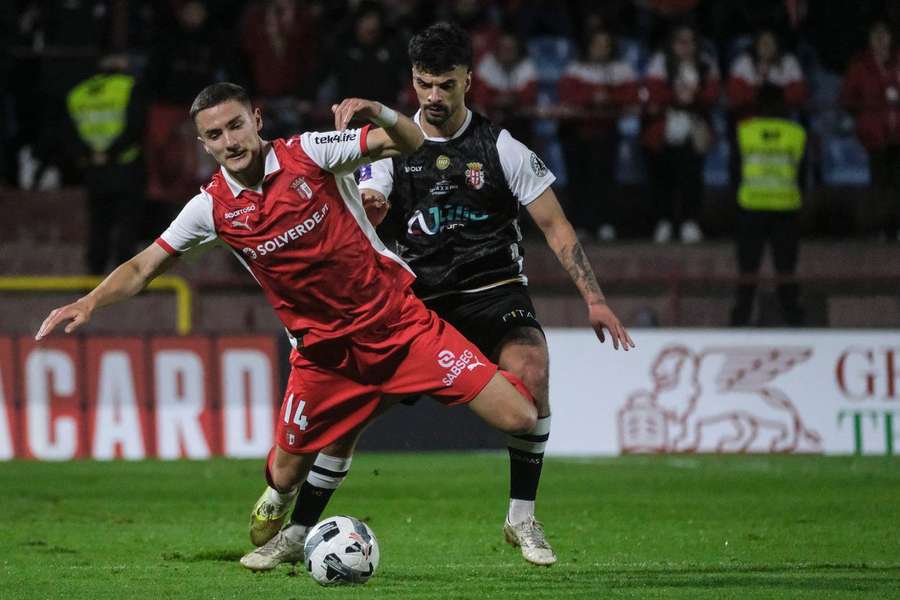 Estrela Amadora vs SC Braga, 01h00 ngày 04/01