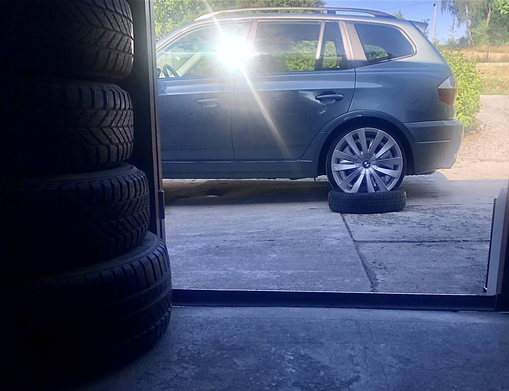 4AEC0307-69FF-4CB9-84A1-D69E1D44B1A1