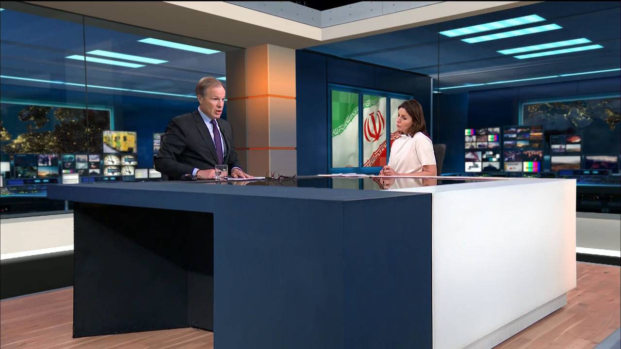 ITV News at Ten_20230110_22002230.ts_snapshot_10.33.185