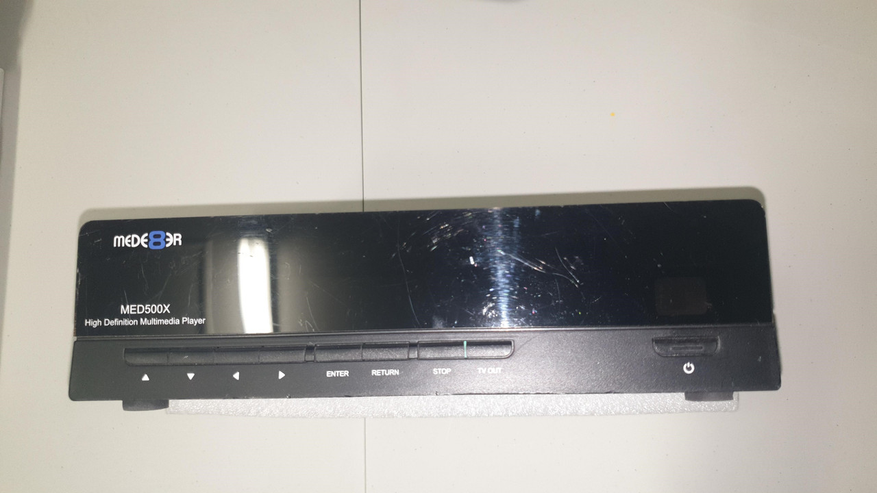 Mede8er 500x 750Gb 4